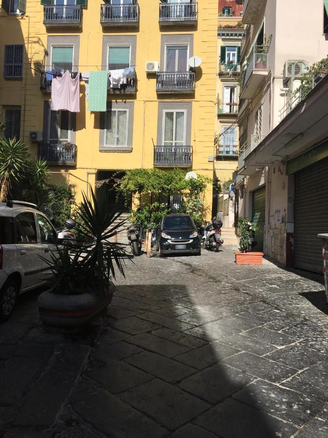 Residenza Chiaia Bed & Breakfast Napoli Exterior foto